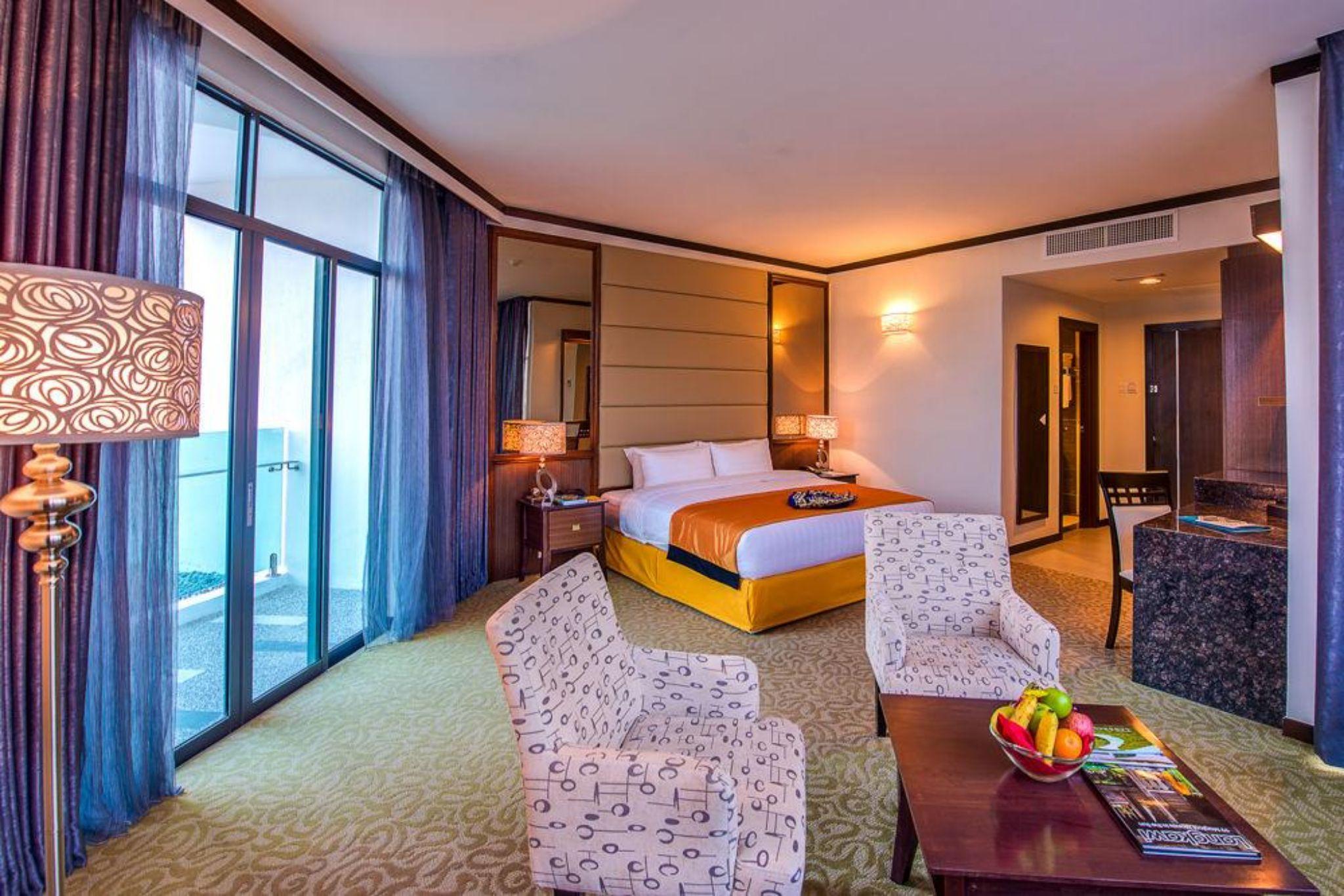 Adya Hotel Langkawi Kuah Exteriör bild