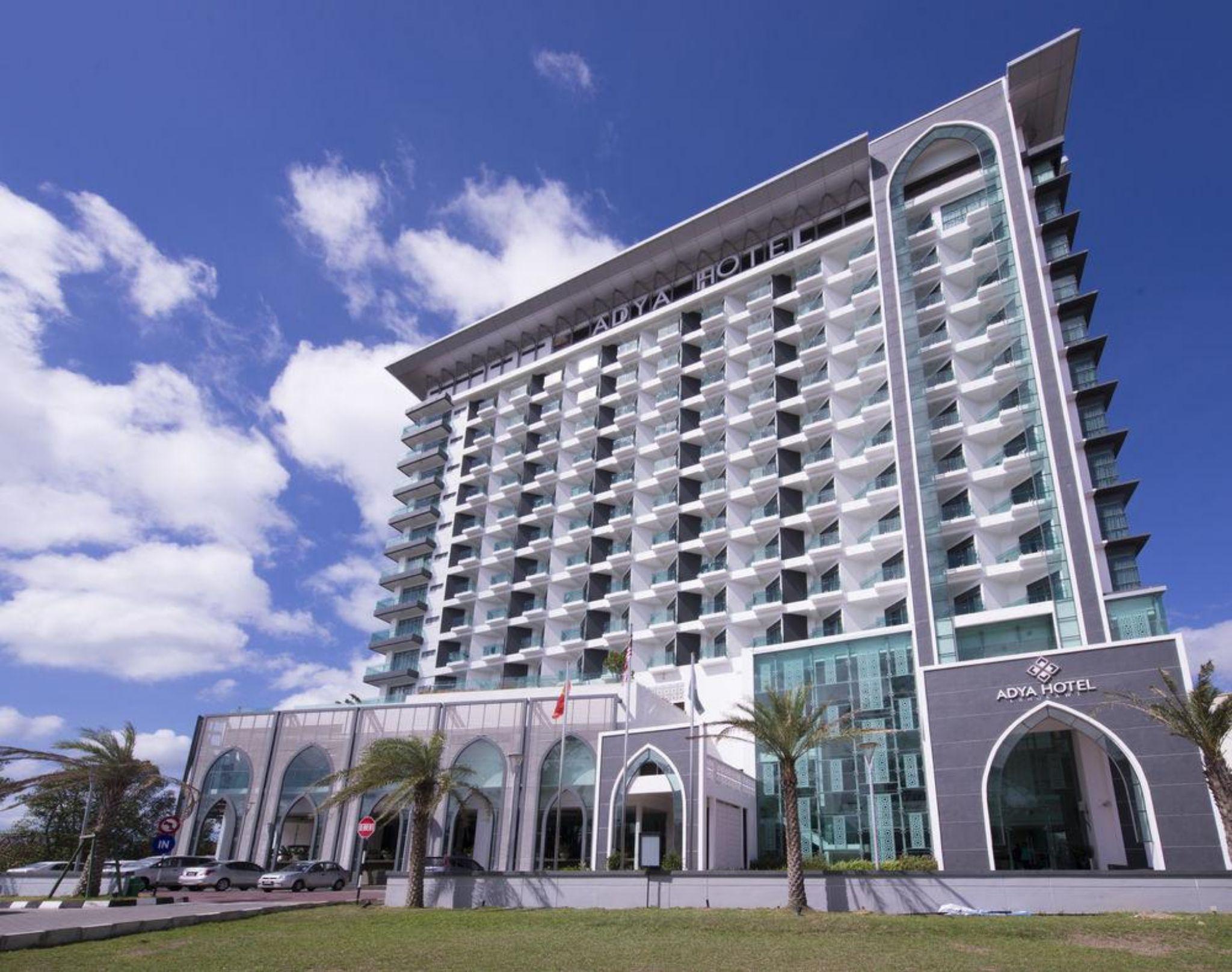 Adya Hotel Langkawi Kuah Exteriör bild