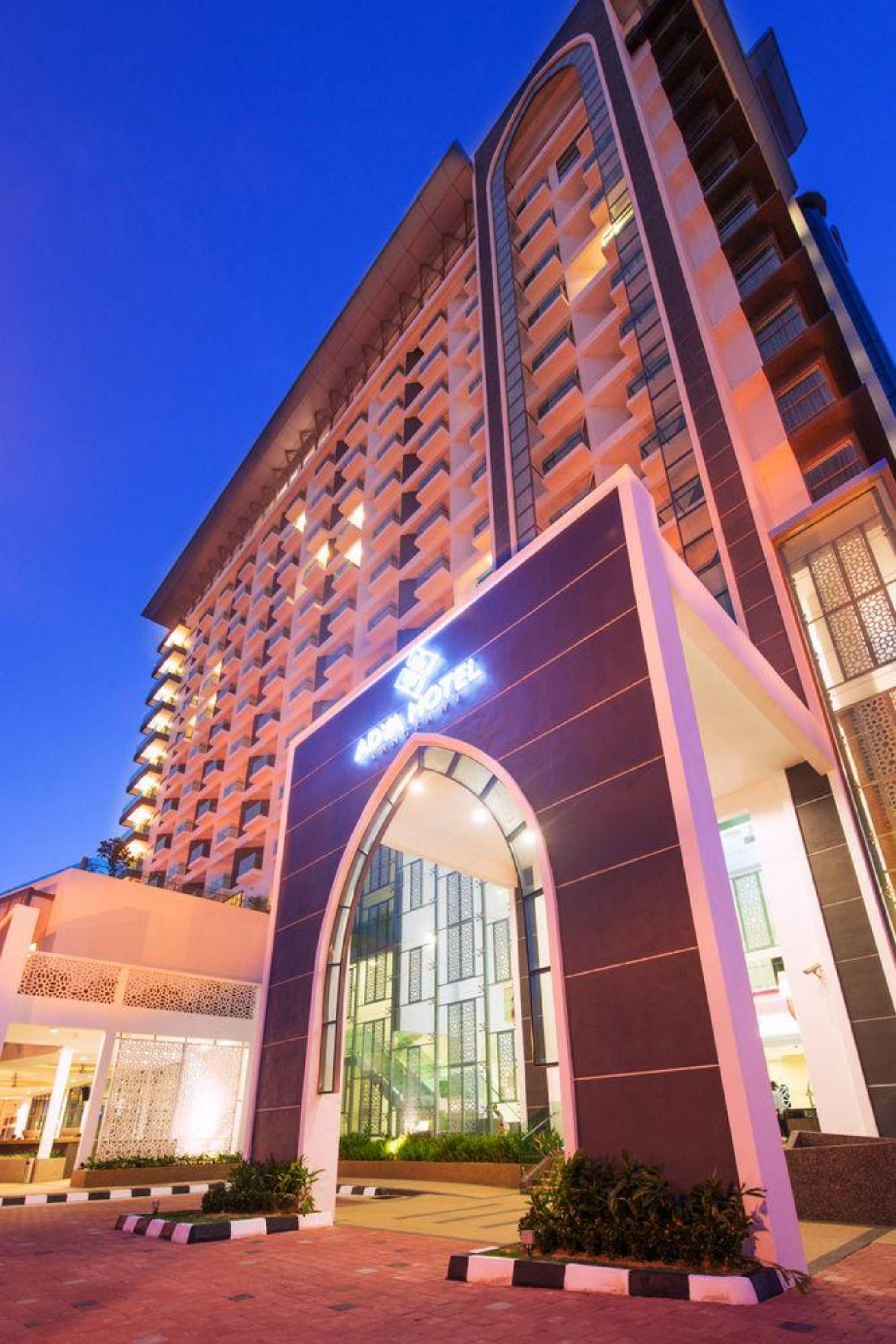 Adya Hotel Langkawi Kuah Exteriör bild