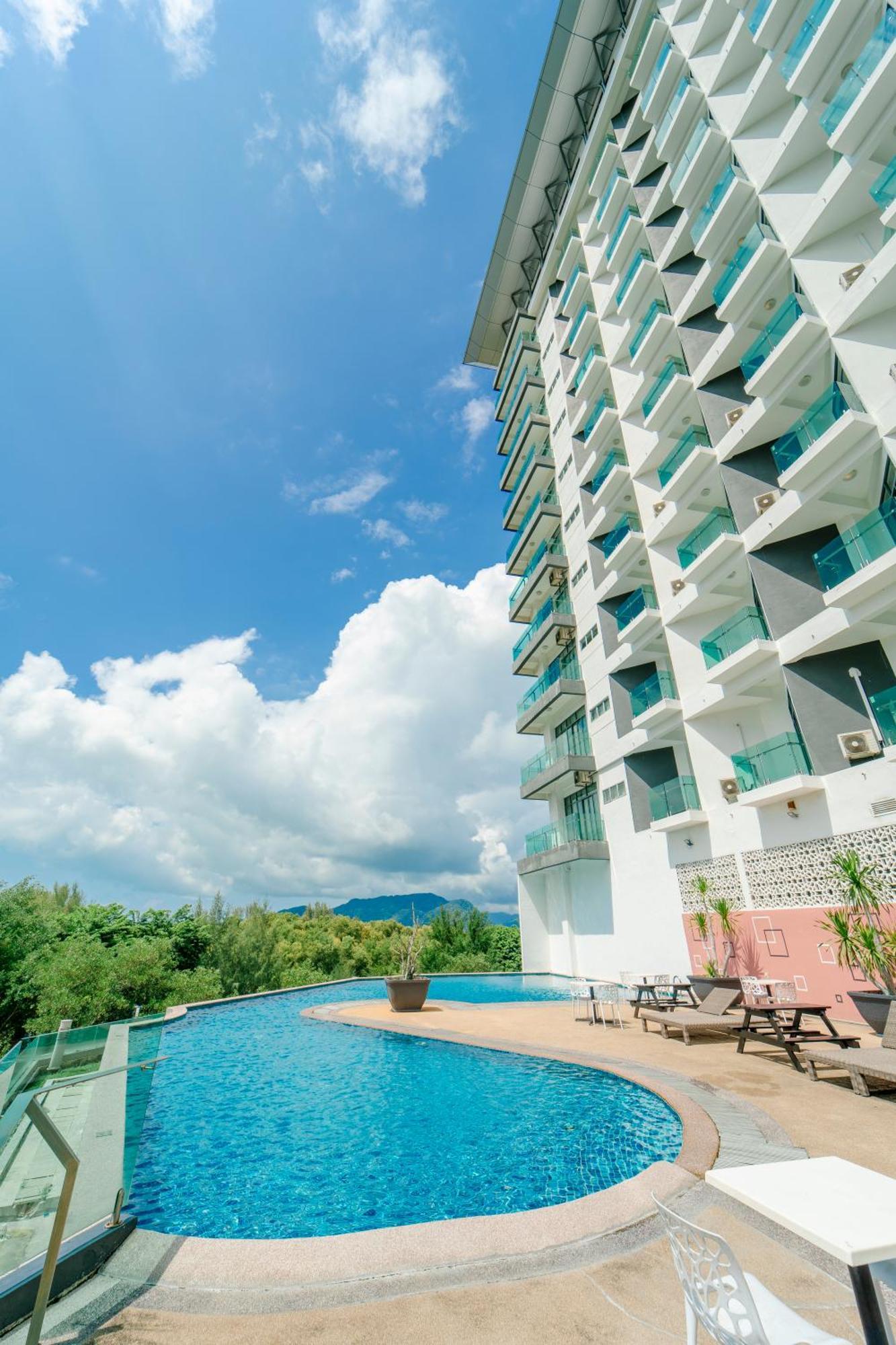 Adya Hotel Langkawi Kuah Exteriör bild
