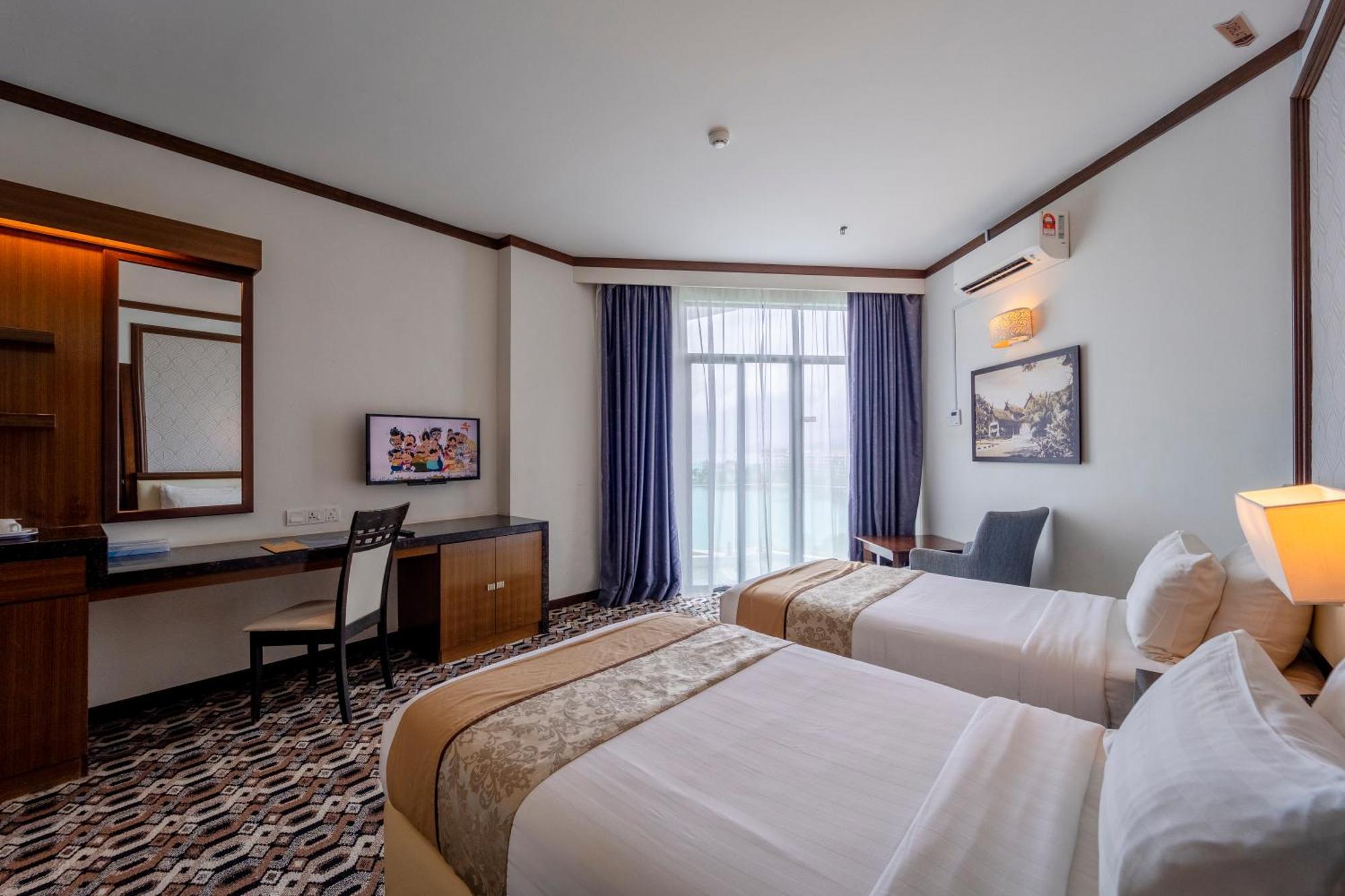 Adya Hotel Langkawi Kuah Exteriör bild